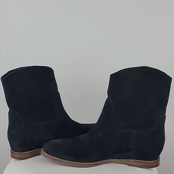 Vince Sinclair Black Suede Cowboy-Style Booties. Size 5 M - Picture 7 of 10